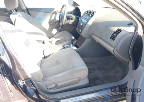 2011 Nissan Altima 2.5 S z USA, uszkodzony, nr VIN 1N4AL2AP5BN430122